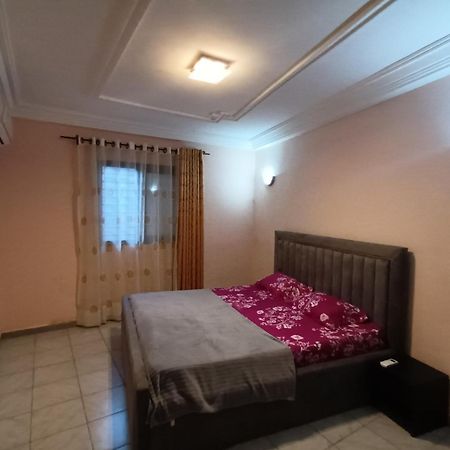 Residence Deluxe Yaoundé Eksteriør bilde